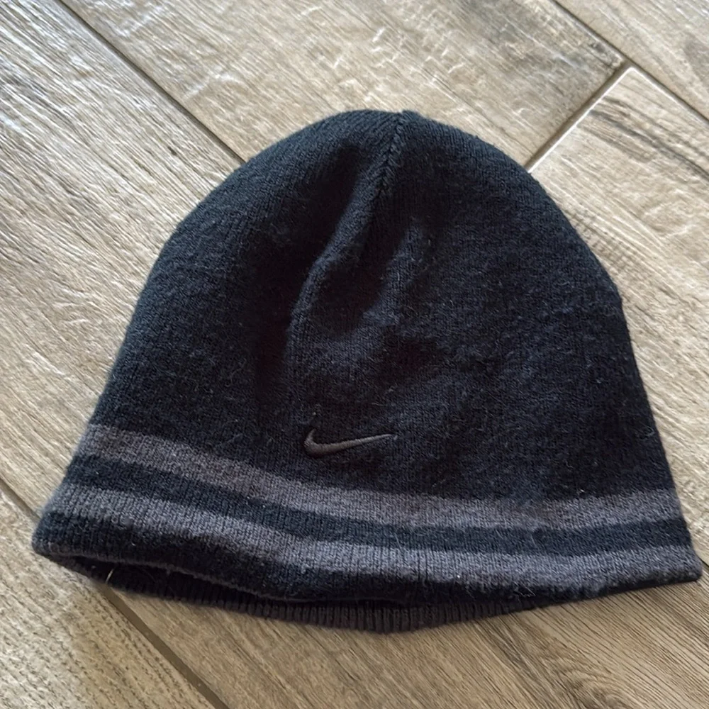 Nike reversible hat, sz youth M